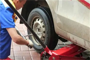 隆安附近拖车24小时服务热线电话